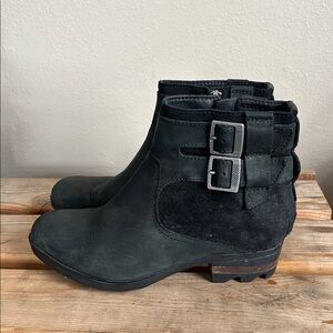 Sorel Lolla Waterproof Leather Ankle Boot Black Size 6